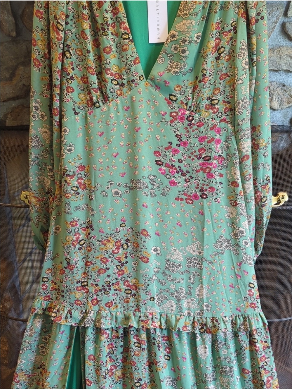 Baltic Born Bowman Deep V Green Floral Maxi Dress NWT - Picture 4 of 8